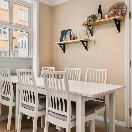 Spacious In The Middle Of Bergen!